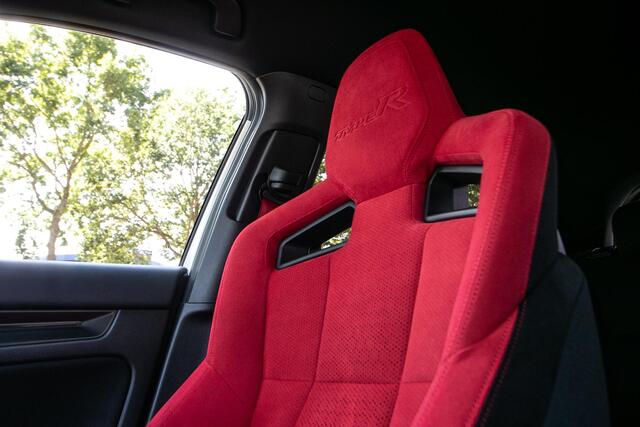 Honda CIVIC 2.0 i-VTEC Type R - Org.Carbon achterspoiler | Milltek uitlaatsysteem | Forged 19"