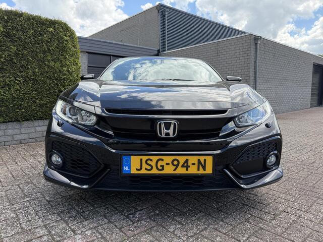 Honda CIVIC 1.0 i-VTEC Elegance*Navi*ECC*PDC*Carplay*Camera