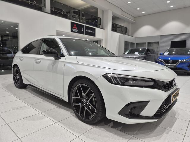 Honda CIVIC 2.0 e:HEV Advance | Navigatie | Camera | Stoelverwarming | Climate Control |