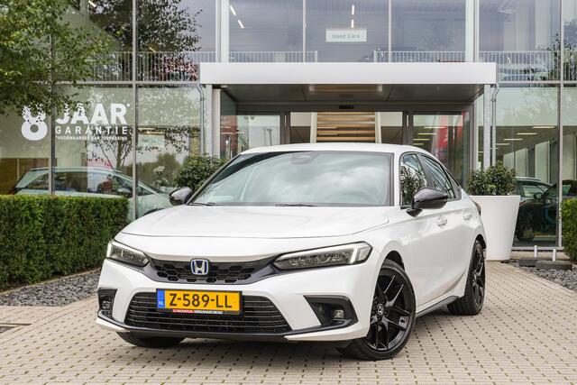 Honda CIVIC 2.0i e:HEV SPORT - TREKHAAK - INSTAPLIJSTEN