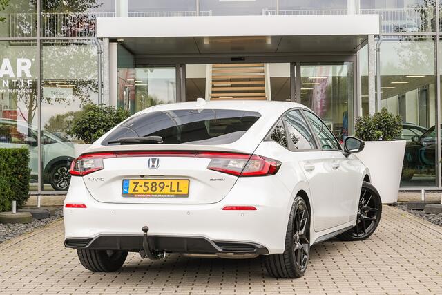 Honda CIVIC 2.0i e:HEV SPORT - TREKHAAK - INSTAPLIJSTEN