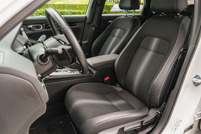Honda CIVIC 2.0i e:HEV SPORT - TREKHAAK - INSTAPLIJSTEN