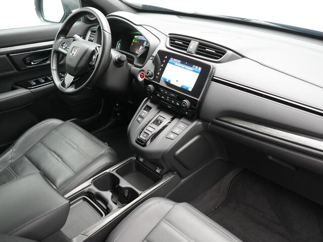 Honda CR-V 2.0 Black Edition MHEV 215pk Dealer O.H | Trekhaak Afn. | Adaptive Cruise | Camera | Sportstoelen Verwarmd | Keyless | Navigatie | DAB | 20"L.M