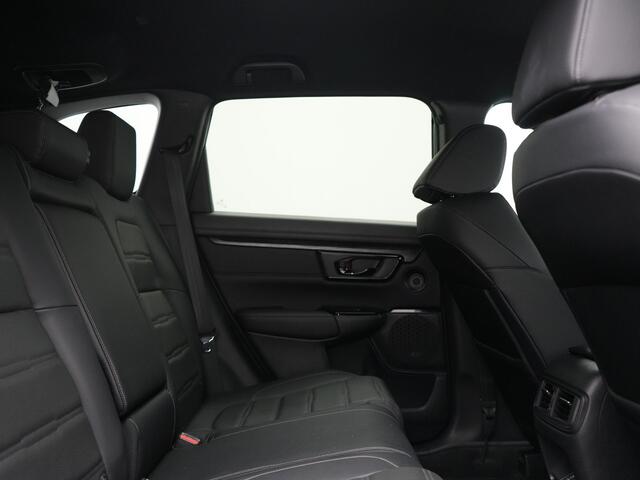 Honda CR-V 2.0 Black Edition MHEV 215pk Dealer O.H | Trekhaak Afn. | Adaptive Cruise | Camera | Sportstoelen Verwarmd | Keyless | Navigatie | DAB | 20"L.M