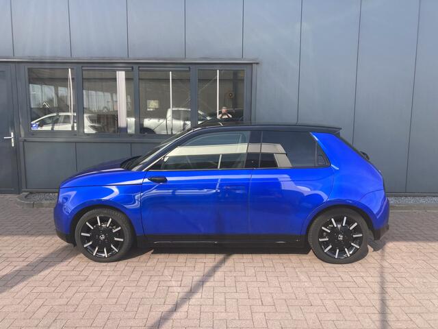 Honda E Advance 17" PANODAK/360CAMERA/CARPLAY/WINTERPACK/KEYLEES
