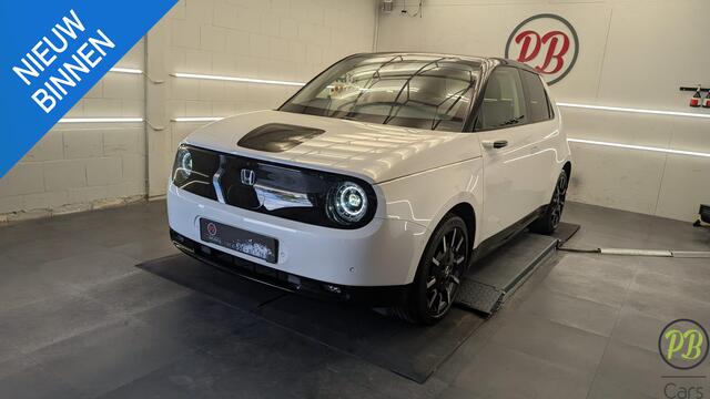 Honda E Advance 17" Nieuwstaat !