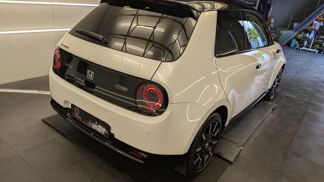 Honda E Advance 17" Nieuwstaat !