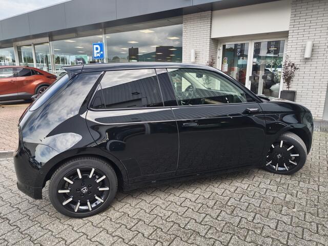 Honda E Advance 17" | NL Auto | Pano | Stoel- Stuurverwarming | Navi |