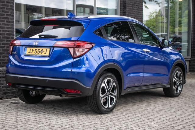 Honda HR-V 1.5 i-VTEC Executive - All-in rijklrprs | Navi | Dakraam |