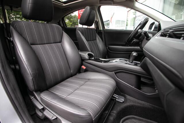 Honda HR-V 1.5 i-VTEC Executive Automaat - All in rijklaarprijs | Trekhaak | Panodak | Navi | Camera