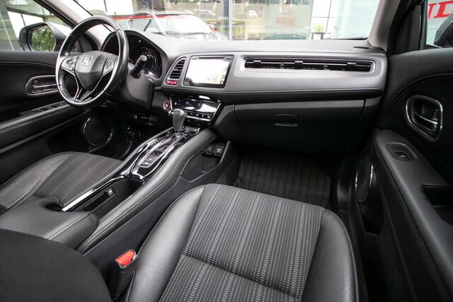 Honda HR-V 1.5 i-VTEC Executive Automaat - All in rijklaarprijs | Trekhaak | Panodak | Navi | Camera