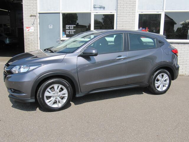 Honda HR-V 1.5 i-VTEC Elegance trekhaak 4 seizoenbanden