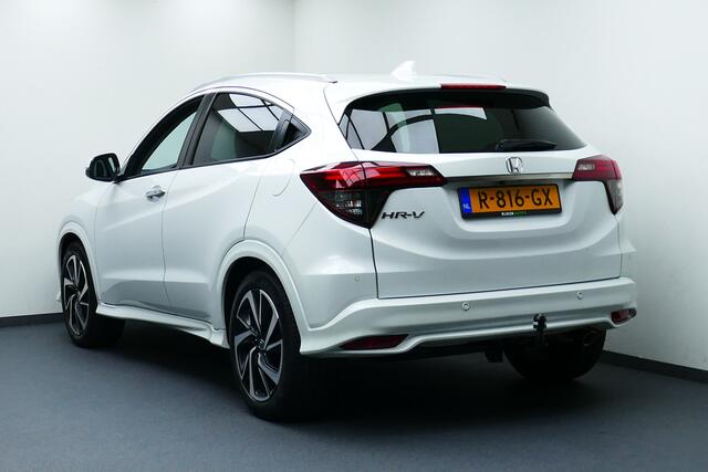 Honda HR-V 1.5 i-VTEC Executive. Panodak, Navi, Camera, StoelVerw, Haak 1000kg