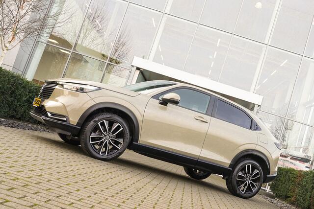 Honda HR-V 1.5i e:HEV ELEGANCE - FULL HYBRID - ZWARTE GRILL - PRIVACY GLASS