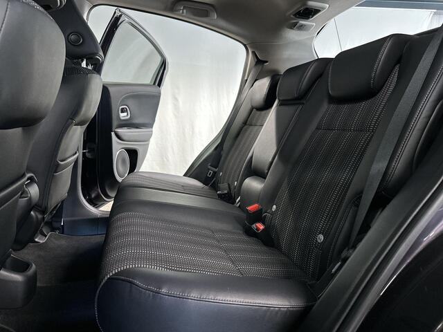 Honda HR-V 1.5 i-VTEC Executive Automaat | Trekhaak | Pano