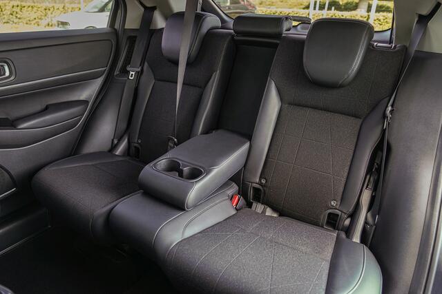 Honda HR-V 1.5I e:HEV ADVANCE - FULL HYBRID - AUTOMAAT - PRIVACY GLASS