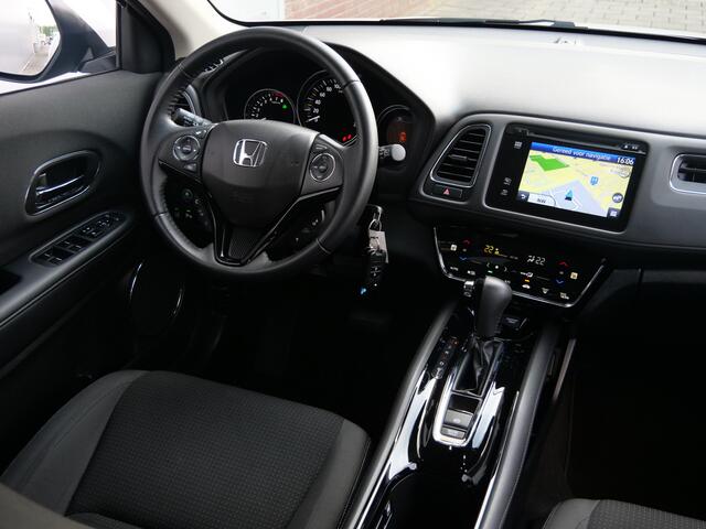 Honda HR-V 1.5 i-VTEC 131pk Elegance Automaat Navigatie / Camera / Stoelverwarming / Trekhaak
