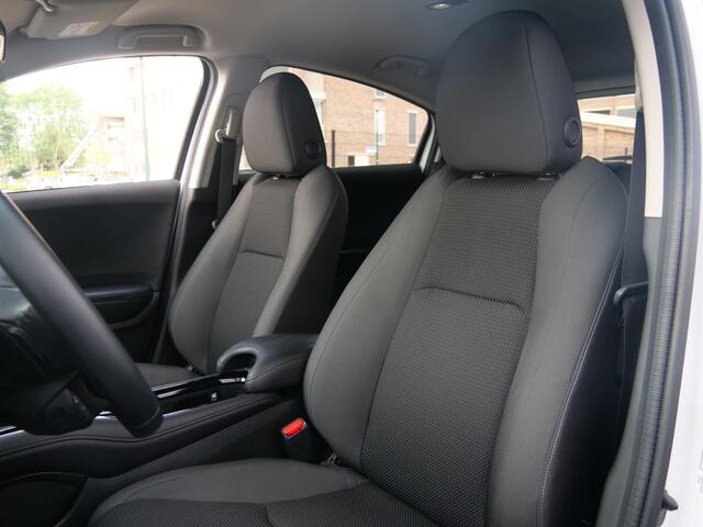 Honda HR-V 1.5 i-VTEC 131pk Elegance Automaat Navigatie / Camera / Stoelverwarming / Trekhaak