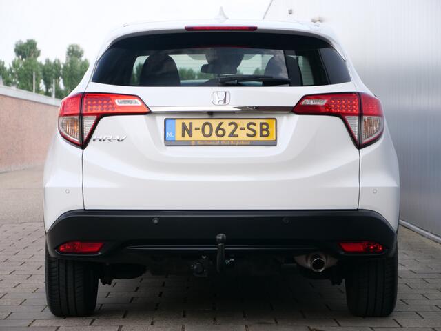Honda HR-V 1.5 i-VTEC 131pk Elegance Automaat Navigatie / Camera / Stoelverwarming / Trekhaak