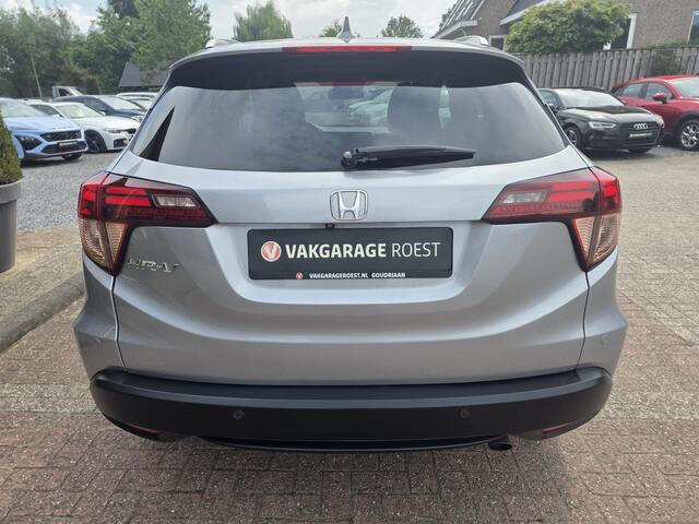 Honda HR-V 1.5 i-VTEC Executive Pano Automaat