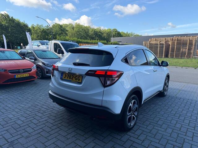 Honda HR-V 1.5 i-VTEC Executive | 1E EIGENAAR | 3/6/12MND GARANTIE | AUTOMAAT | PANO | LED | DAB | NAVI | CRUISE |