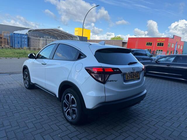 Honda HR-V 1.5 i-VTEC Executive | 1E EIGENAAR | 3/6/12MND GARANTIE | AUTOMAAT | PANO | LED | DAB | NAVI | CRUISE |