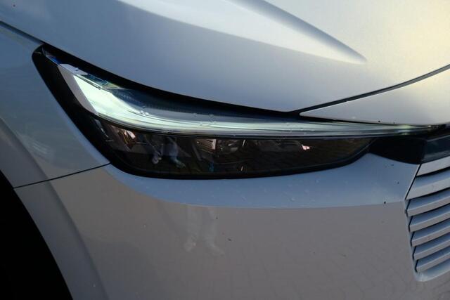 Honda HR-V 1.5 e:HEV 131pk CVT Elegance - Adaptieve cruise - Achteruitrijcamera - Apple CarPlay - Keyless - Stoelverwarming - Parkeersensoren