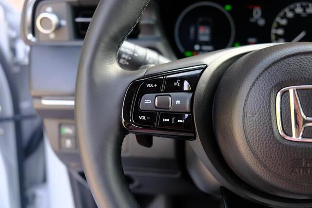 Honda HR-V 1.5 e:HEV 131pk CVT Elegance - Adaptieve cruise - Achteruitrijcamera - Apple CarPlay - Keyless - Stoelverwarming - Parkeersensoren