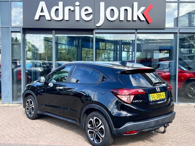 Honda HR-V 1.5 i-VTEC Executive AUTOMAAT | TREKHAAK | PANORAMADAK | A.CAMERA | STOELVERWARMING | NED.AUTO |