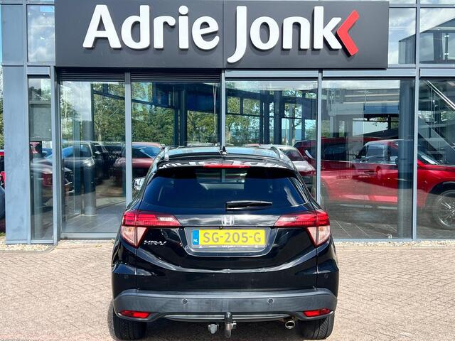 Honda HR-V 1.5 i-VTEC Executive AUTOMAAT | TREKHAAK | PANORAMADAK | A.CAMERA | STOELVERWARMING | NED.AUTO |