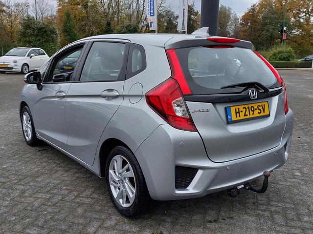 Honda JAZZ 1.3 i-VTEC 102pk Comfort | Navi | Airco | Cruise | Bluetooth Carkit+Streaming | Pdc V+A | Stoelverwarming | Rijstrook+Licht+Regensensor | 15''lm | Trekhaak