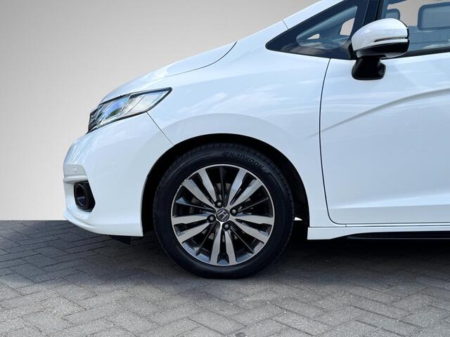 Honda JAZZ 1.3 i-VTEC Elegance Automaat | Navigatie | Camera | Stoelverwarming | Cruise & Climate Control | LED Koplampen | Keyless Entry | Rijklaarprijs!