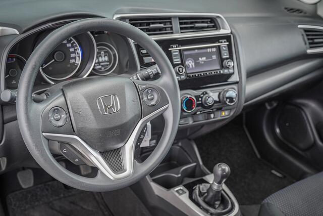 Honda JAZZ 1.3i V-TEC TREND - TREKHAAK - STOELVERWARMING