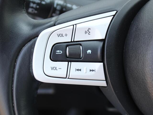 Honda JAZZ 1.5 e:HEV Advance Crosstar / Trekhaak Afneembaar (500 KG) / Navigatie + Apple Carplay/Android Auto / Cruise Control Adaptief / Stoelverwarming / Achteruitrijcamera /