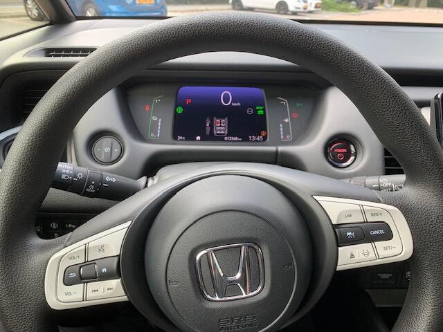 Honda JAZZ 1.5 e:HEV Hybrid, Elegance, automaat, 12.300 KM !!
