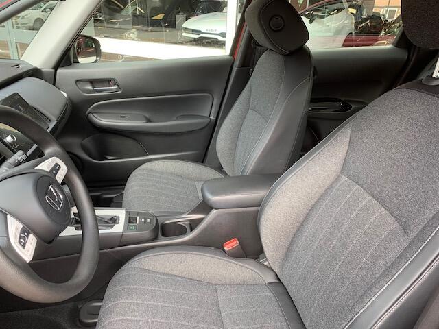 Honda JAZZ 1.5 e:HEV Hybrid, Elegance, automaat, 12.300 KM !!