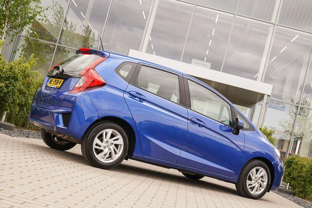 Honda JAZZ 1.3i V-TEC COMFORT - AUTOMAAT - NAVIGATIE - STOELVERWARMING