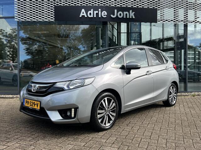 Honda JAZZ 1.3 i-VTEC Elegance AUTOMAAT | TREKHAAK | ACHTERUITRIJCAMERA | LM VELGEN | PARKEERSENSOREN V+A | STOELVERWARMING | KEYLESS | RIJSTROOKBEGELEIDING |