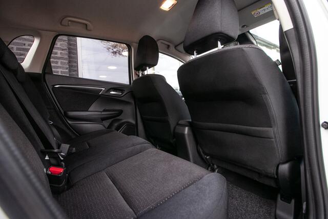 Honda JAZZ 1.3 i-VTEC Elegance - Black Pack