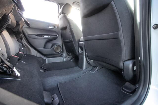 Honda JAZZ 1.5 e:HEV Crosstar Afn. draaghaak | Illumination pack | Carplay | Adpt. Cruise