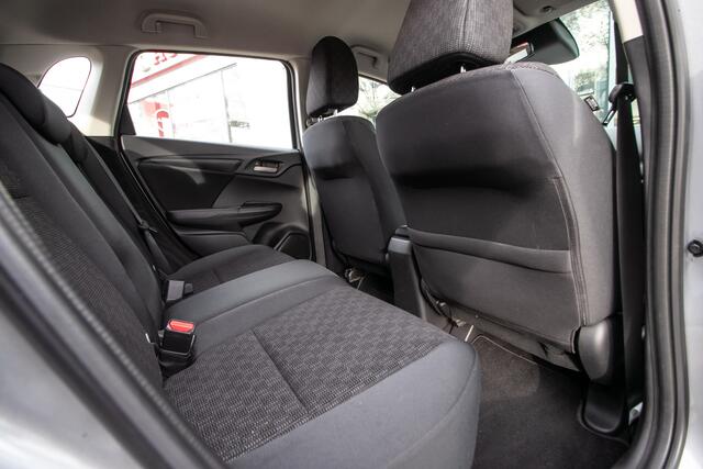 Honda JAZZ 1.3 i-VTEC Trend - 1e Eigenaar | Trekhaak | All season | Dealer ond