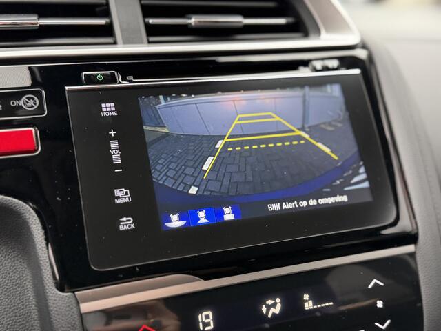 Honda JAZZ 1.3 i-VTEC Elegance AUTOMAAT | GEEN AFLEVERKOSTEN | Parkeersensoren V+A, Dodehoekdetectie, Navigatie