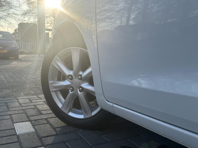 Honda JAZZ 1.5 e:HEV Executive | GEEN AFLEVERKOSTEN | Dodehoekdetectie, Navigatie, Parkeersensoren V+A, Apple/Android