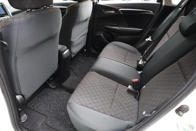 Honda JAZZ 1.3 i-VTEC Comfort TREKHAAK STOELVERWARMING CRUISE AIRCO BT-TELEFOONVERB. 2xPDC LMV NAP DEALERONDERHOUDEN