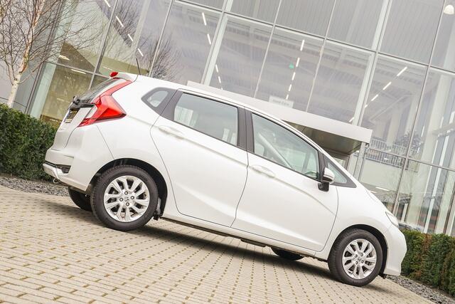 Honda JAZZ 1.3i VTEC COMFORT - ALL WEATHERS - NAVIGATIE - STOELVERWARMING