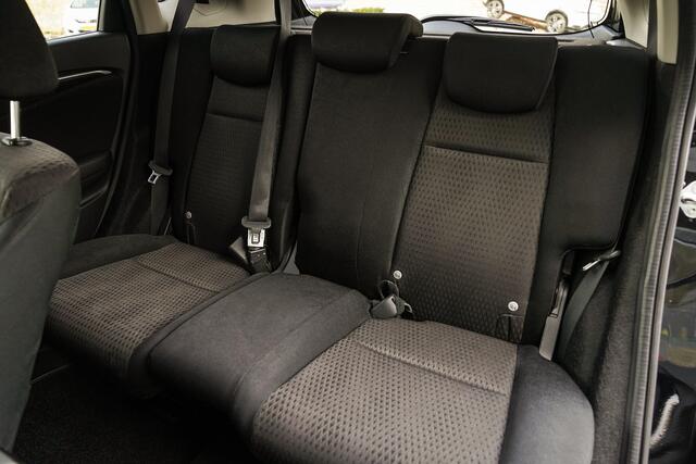 Honda JAZZ 1.3i VTEC ELEGANCE - AUTOMAAT - NAVIGATIE