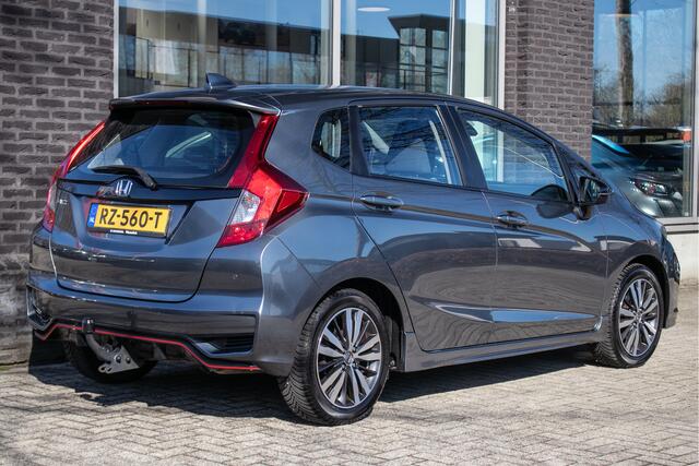 Honda JAZZ 1.5 i-VTEC Dynamic Automaat | Trekhaak | 1e eigenaar | All Season banden |