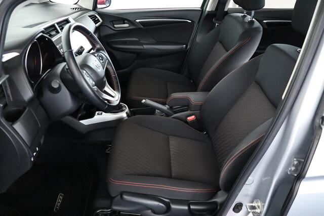 Honda JAZZ 1.5 i-VTEC Dynamic / LED / Cruisecontrol / Airco