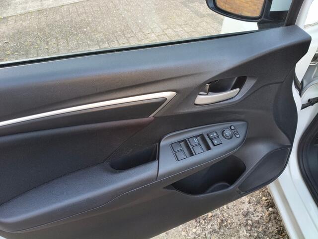 Honda JAZZ 5 Drs 1.3i-Vtec Comfort CVT-automaat