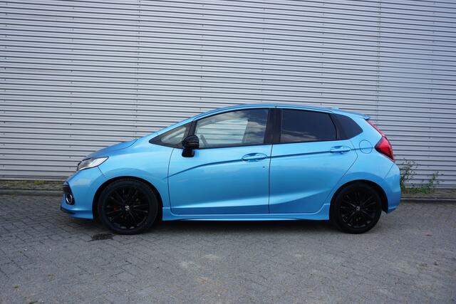 Honda JAZZ 1.5 i-VTEC Dynamic Airco / Navi / Cruise / Stoelverw. / DAB / Carplay / Elektr. ramen / Lm velgen